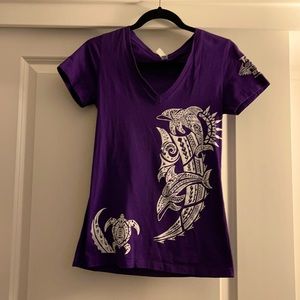 Hawaiian tribal women’s blouse